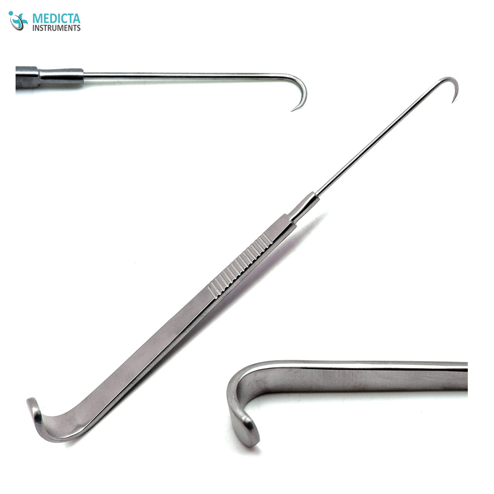 Surgical procedure A: FK-WO retractor. A short blade to expose the
